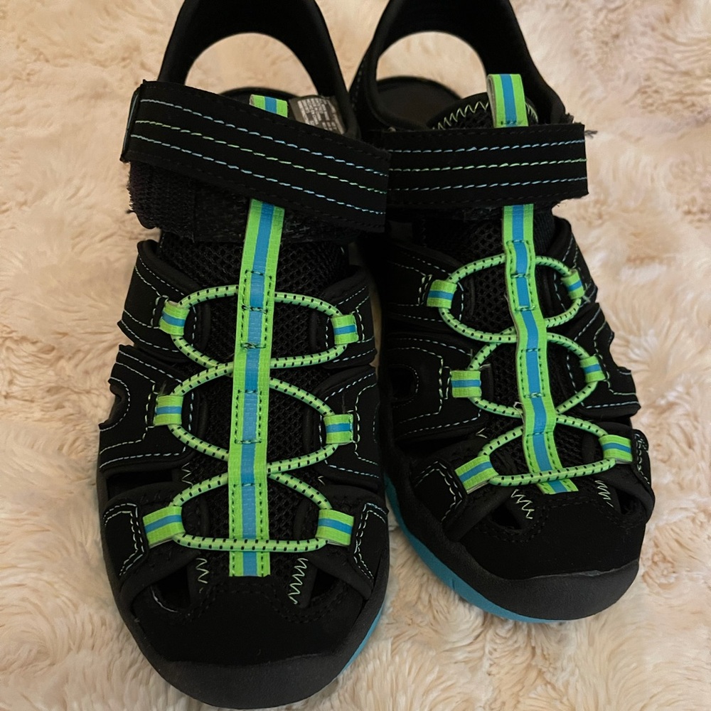 Boys Velcro Sandals. Brand New